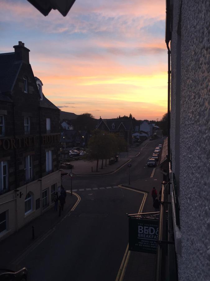 Caledonian Hotel Portree Buitenkant foto